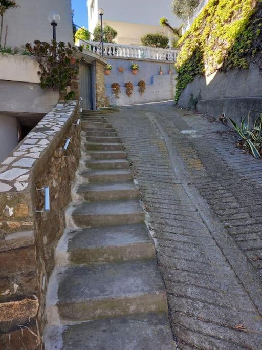 דירות סן לורנצו אל מארה Bella Vista Sopra Il Porto! מראה חיצוני תמונה